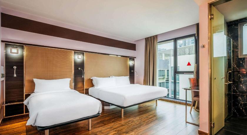 รูปของClassic Room, Family - 1 double bed & 1 Single bed 3