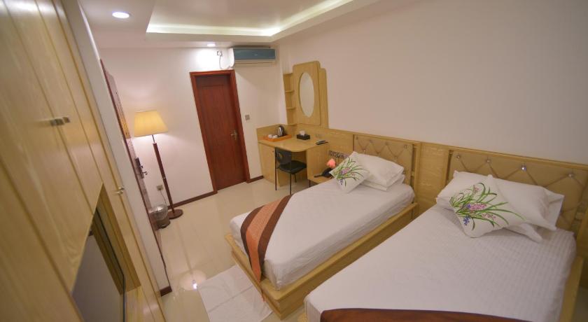 Image of Deluxe Twin Room 4