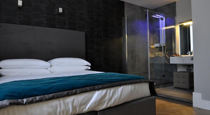 罗马 Place 24 Suites & Wellness 4星级 酒店 套房