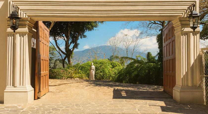 Los Cuatro Olivos Hotel Boutique