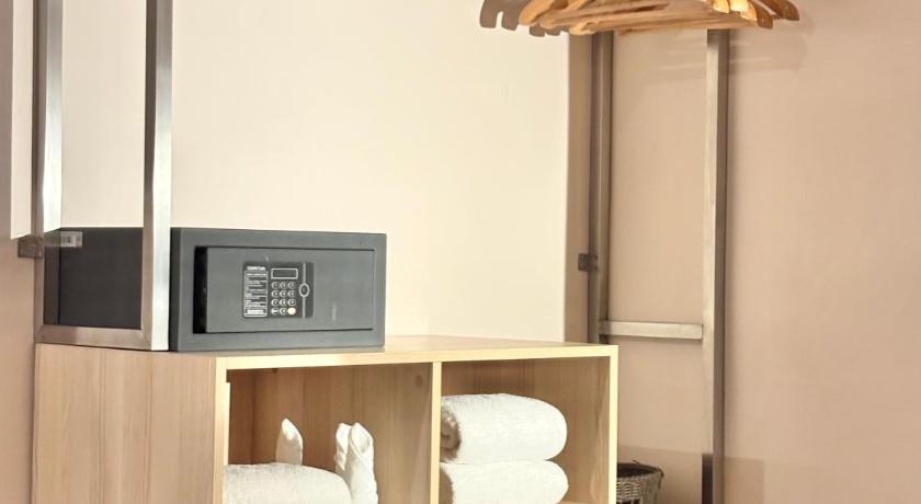 Image of Triple Room 5
