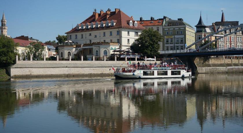 Hotel Piast — Hotel in Opole