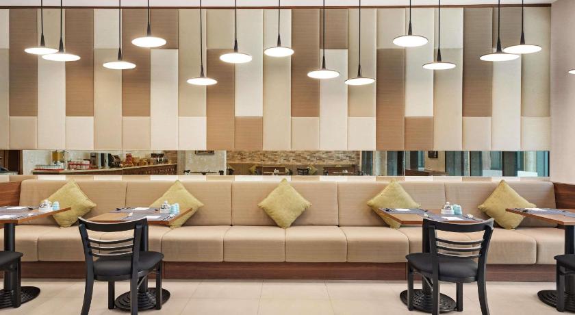 ibis Styles Dubai Gold District - image 9