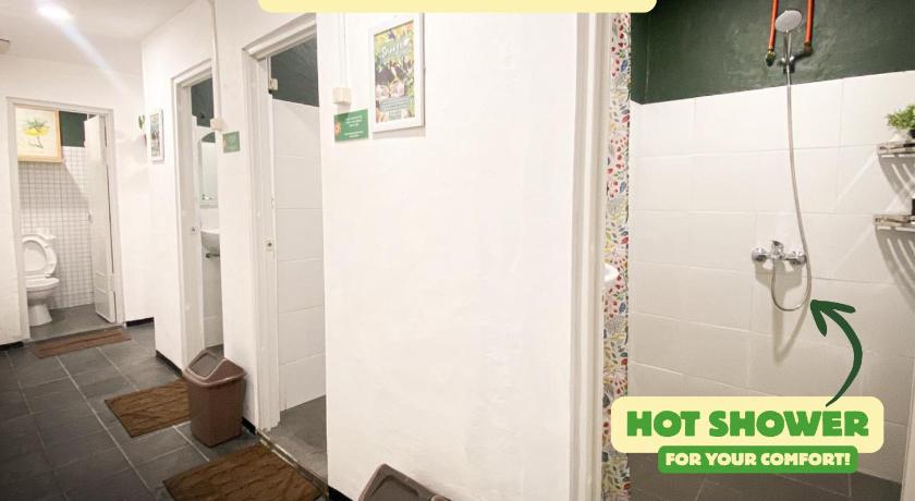 Image of Standard Double Room with Shared Bathroom 8