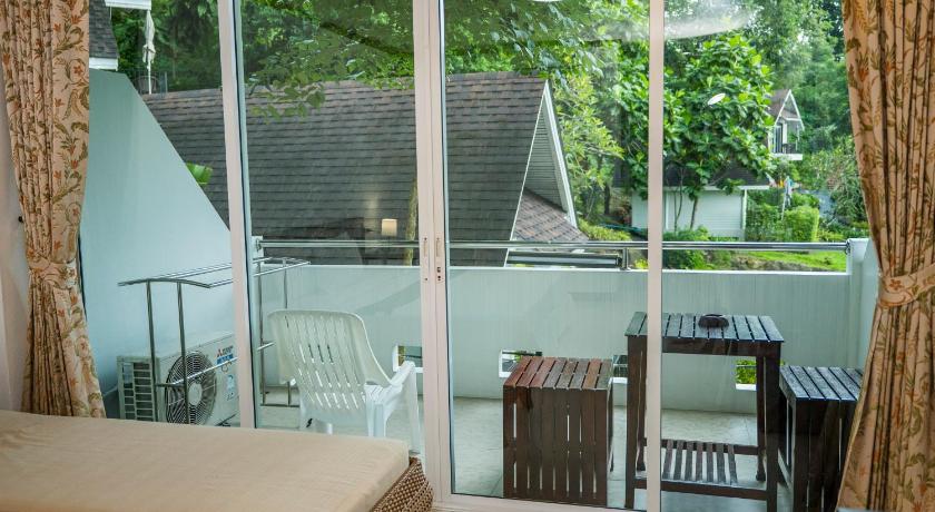 Image of Superior Garden View Floor 2 7