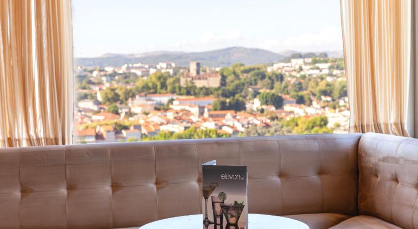 Guimarães Hotel Fundador 3-Star Hotel suite