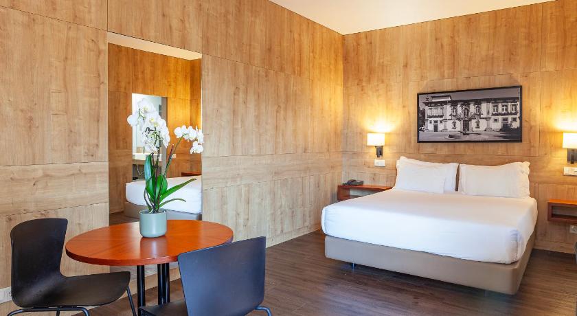 Guimarães Hotel Fundador 3-Star Hotel lobby