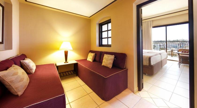 Image of Jaz Lamaya Deluxe Sea View Family Room with Queen Bed 3