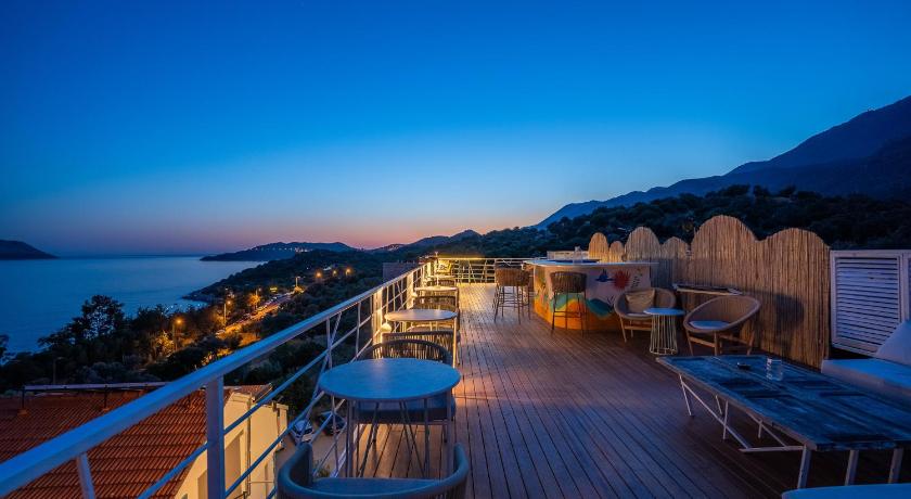 Hideaway Hotel - image 10