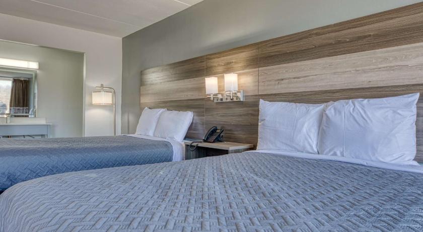 Americas Best Value Inn Stearns KY - image 7
