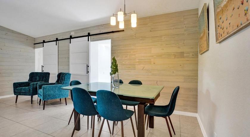 Pompano Beach (FL) Beach Family Tiki Villa Walk to Beach Heated Pool 4-Star Accommodation exterior