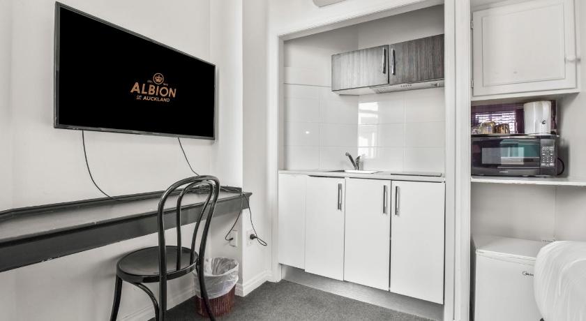 Image of Triple Room 3