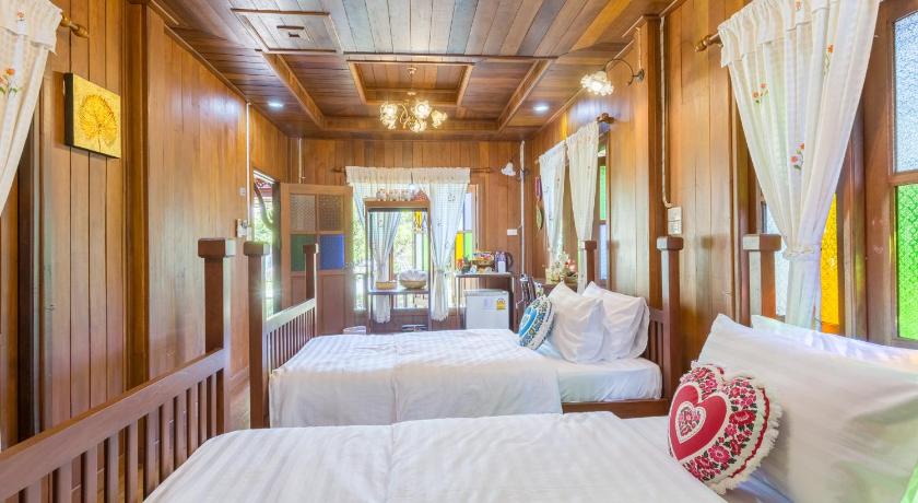 Image of Standard Twin Room 4