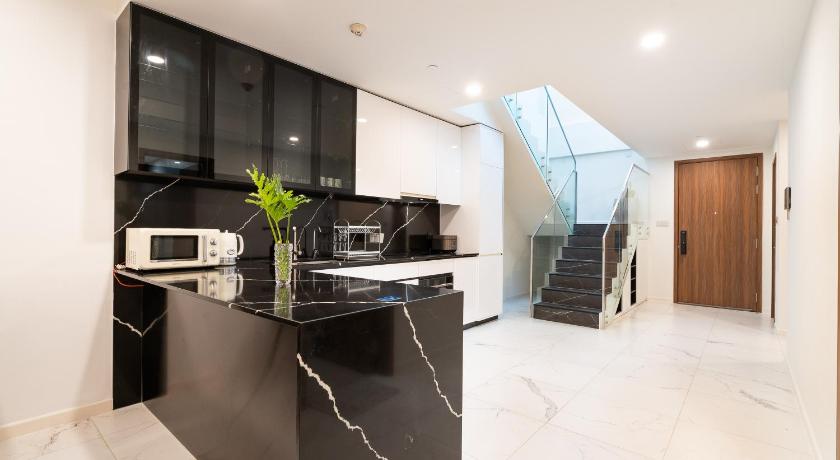 Ho Chi Minh City The Metropole - The Galleria - The Crest- Sky View 5-Star Hotel exterior