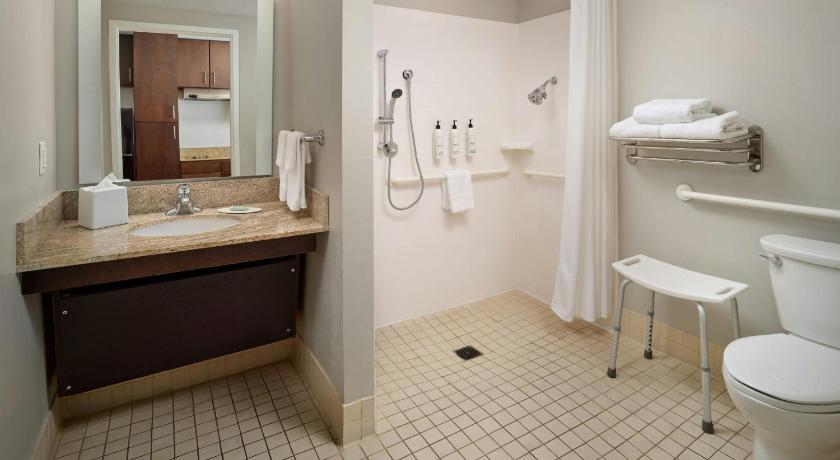Image of Studio Queen Suite with Two Queen Beds and Sofa Bed - Mobility Accessible with Tub 5