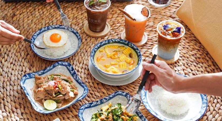 Krung Boutique Hotel - image 10