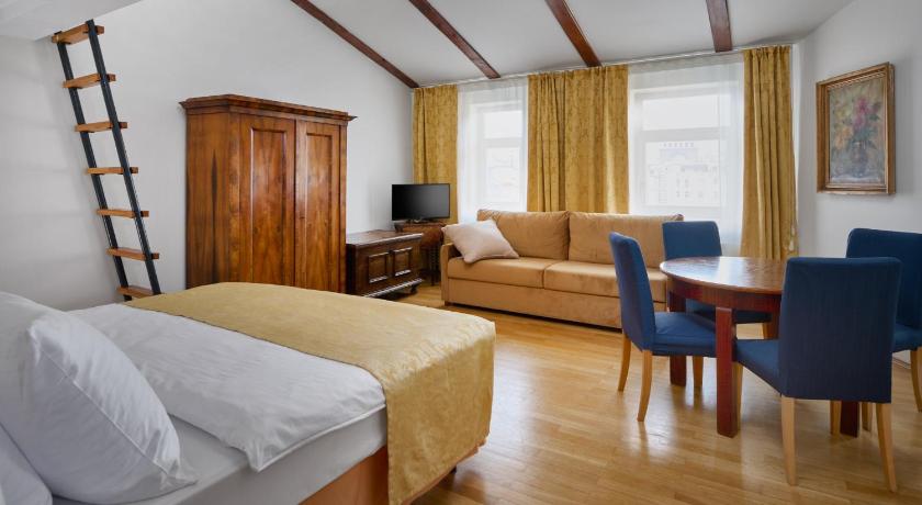 Image of Attic Suite Apartment 0