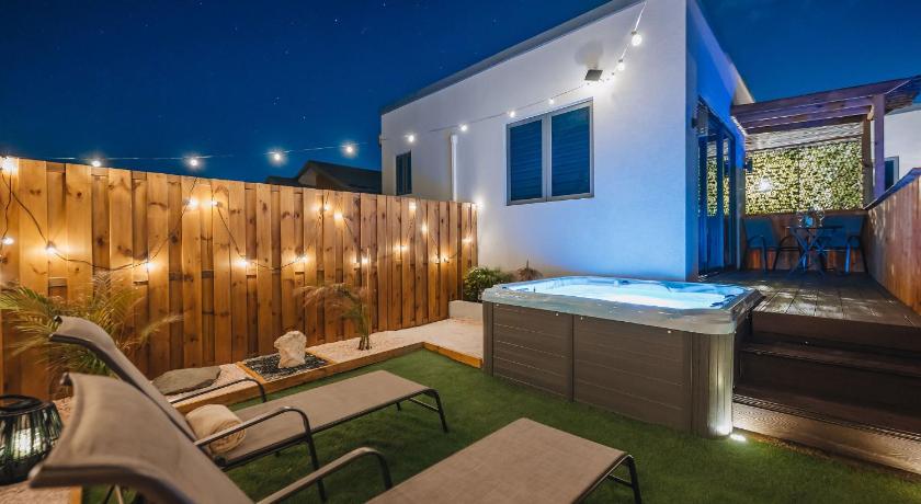 Private Suite w/HotTub, 2m Arikok Park, 3 people