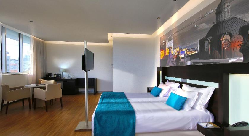 Image of Executive Double or Twin Room 3