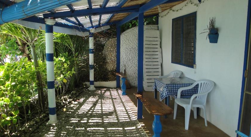 Image of Beachfront Deluxe House 10