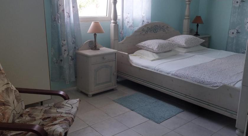 Image of Apartment with Sea View 11