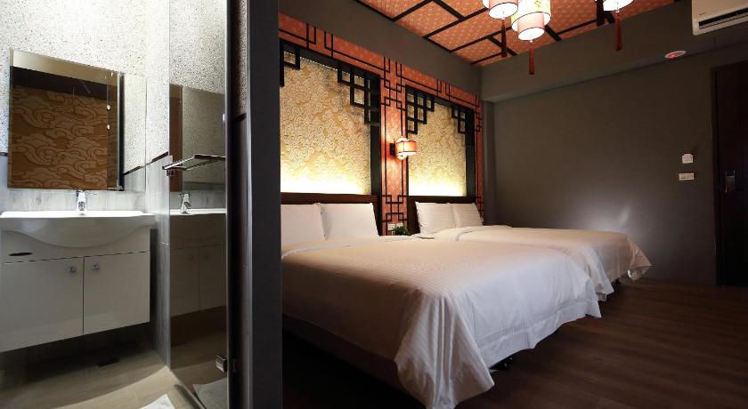 Image of Quadruple Room 1
