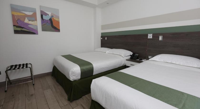 Image of Deluxe Triple Room 1