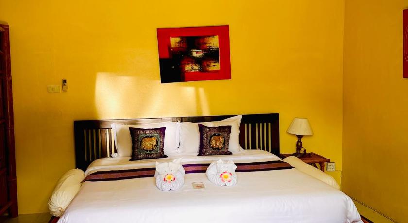 Image of Double Room with Pool View 3