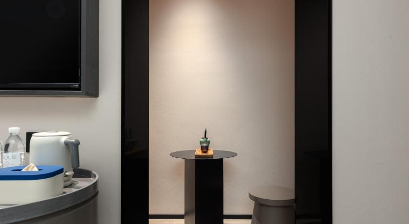 Xian Tang Paradise Polytechnic Qujiang Campus Metro Station Light Stay Hotel - image 15