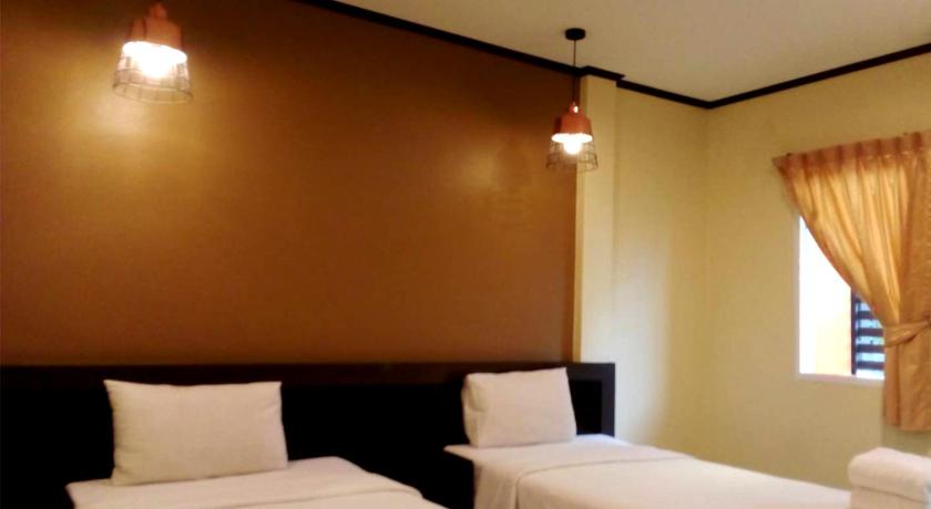 Image of Superior Twin Room 7