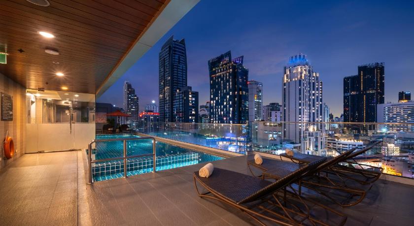 Bangkok Adelphi Suites Bangkok 4-Star Hotel lobby