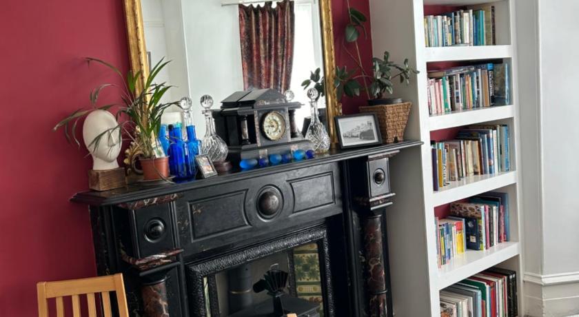 Donnington Guesthouse - image 14