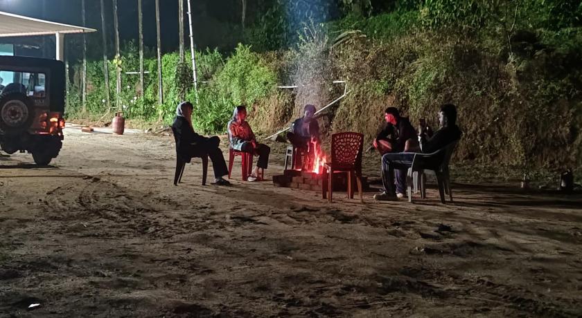 Doddagadde Homestay - Near to Ettina Bhuja Trek