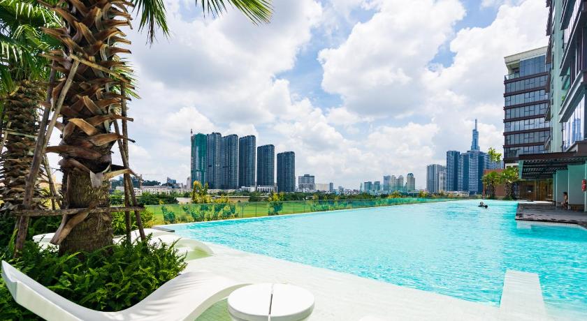 Ho Chi Minh City The Metropole - The Galleria - The Crest- Sky View 5-Star Hotel lobby