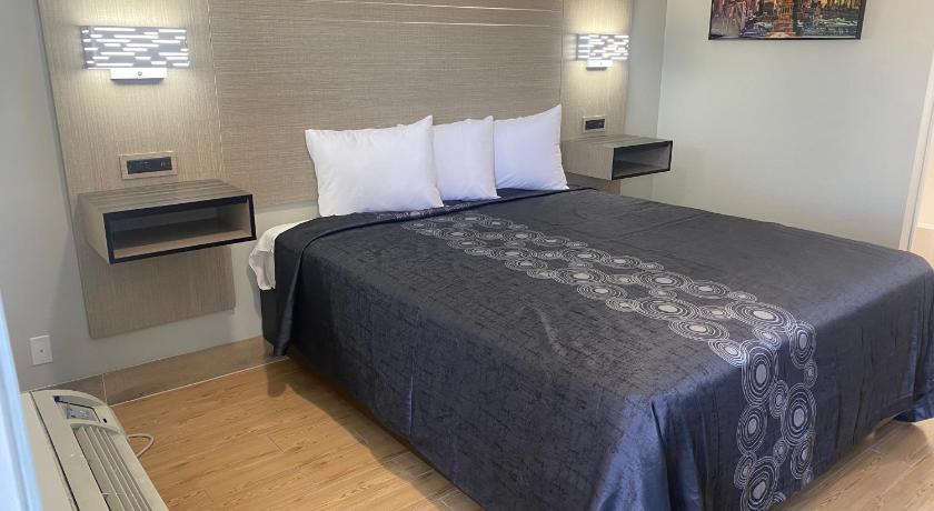オンタリオ (CA) Mayfair Inn Onratio Airport & Convention Center 宿泊施設 プール