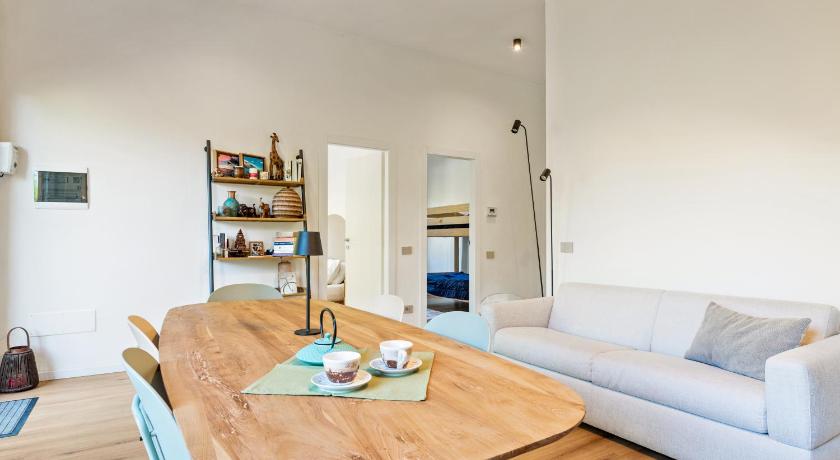 New apartment with terrace near Como