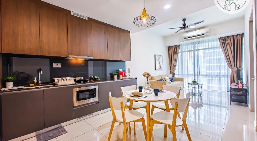 新山 Grand Medini Suites by JBcity Home 3星级 民宿 泳池