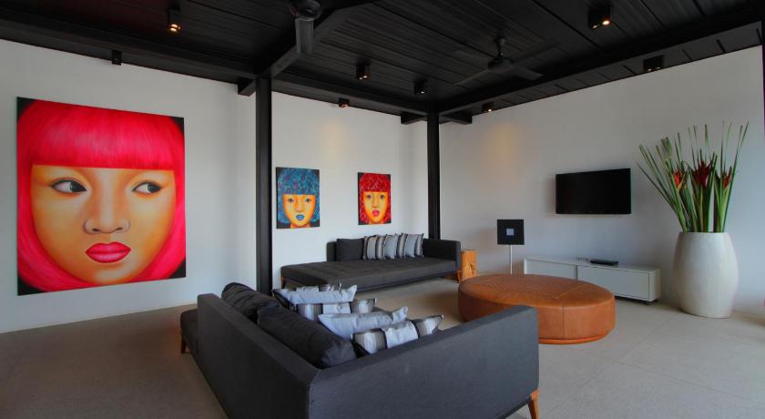 Image of Three-Bedroom Apartment 17