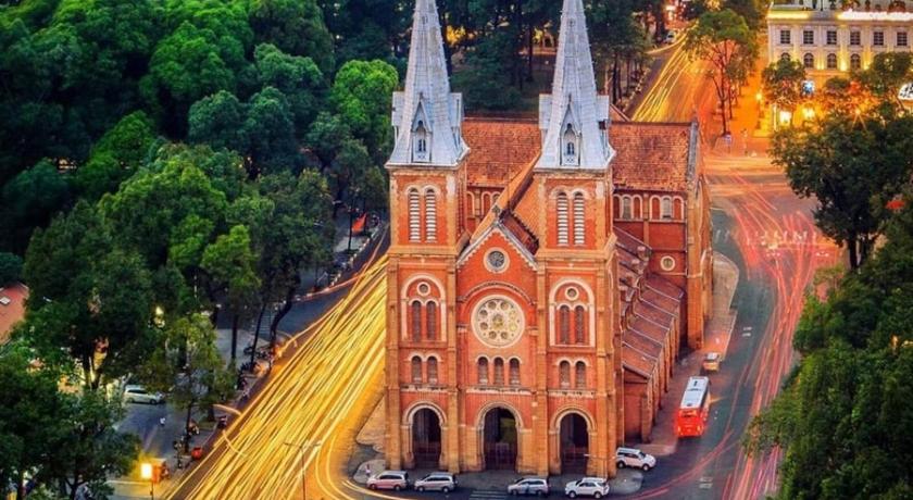 胡志明市 LIMITED OFFER !!! Little Cozy & Downtown LOFT - 400m to METRO BenThanh 4星级 单人房 餐厅