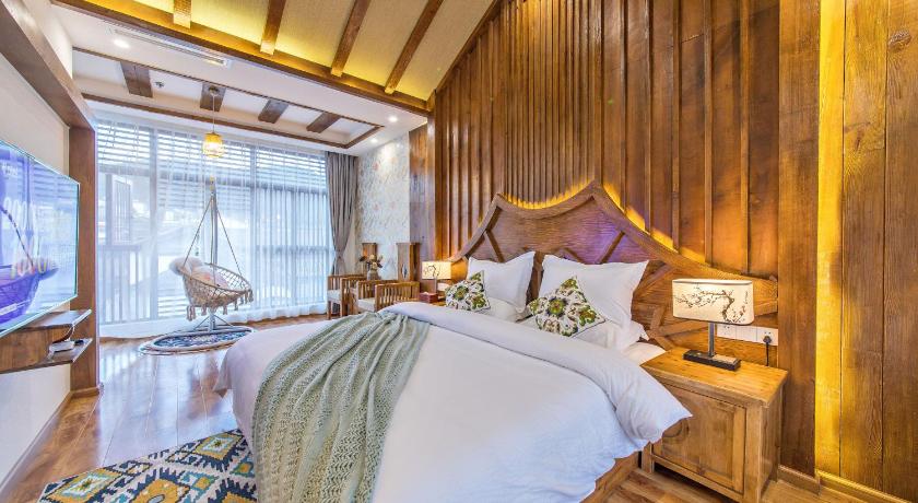 Lijiang Floral Hotel Lijiang Old Town Xinjingjingju Boutique Inn Guesthouse pool