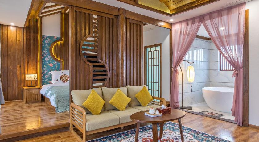 Lijiang Floral Hotel Lijiang Old Town Xinjingjingju Boutique Inn Guesthouse view