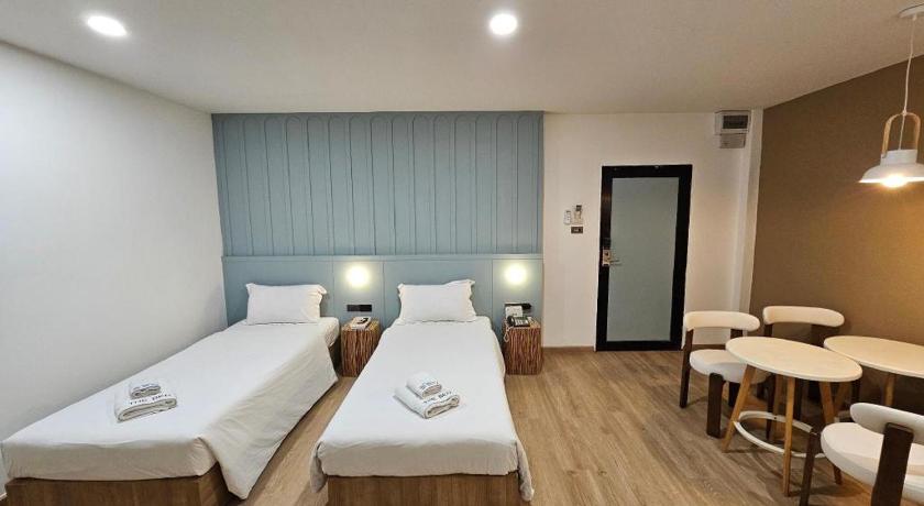 Hat Yai The Bed Hotel Hatyai 3-Star Hotel pool