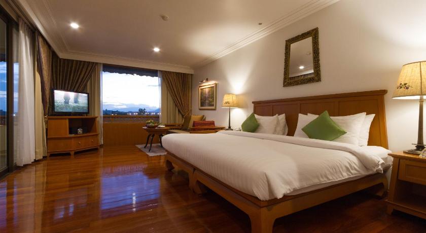 Image of Balcony River View Suite 0
