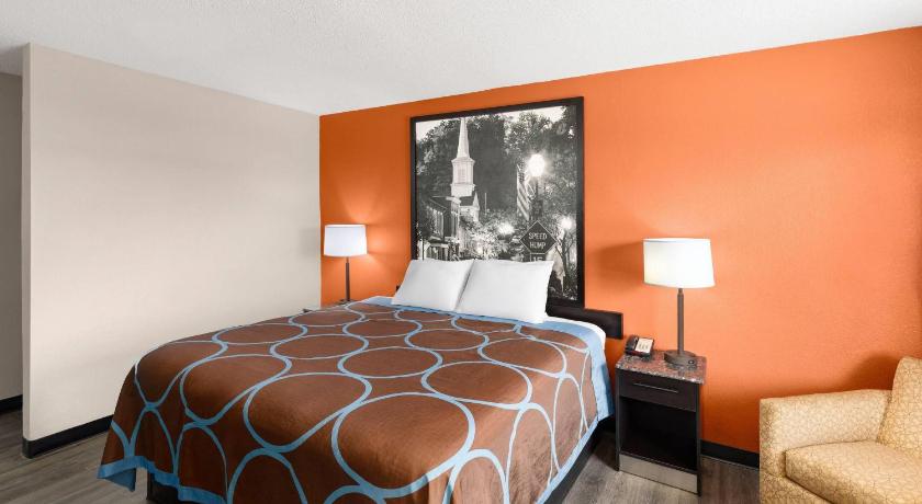 Image of 1 King Bed, Mobility Accessible Room, Walk-In Shower, Non-Smoking 2