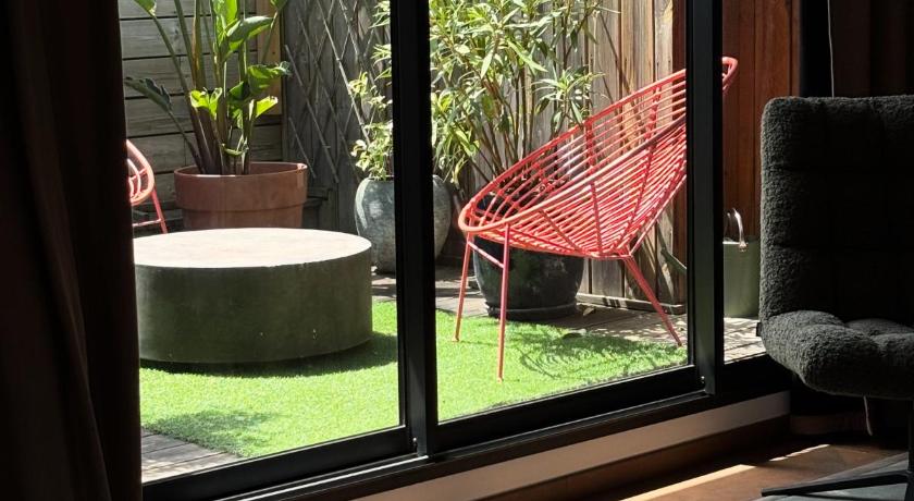Image of Deluxe Double Room with Balcony 4
