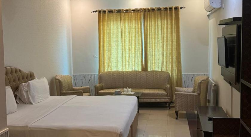 Prestige Guest House - image 13