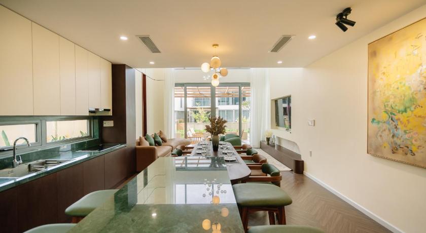 다낭 호아하이의 빌라 (m², 침실 4개, 프라이빗 욕실 6개) (TRON Villa - Regal Victoria Luxury BT9-09) 4성급 게스트하우스 전망