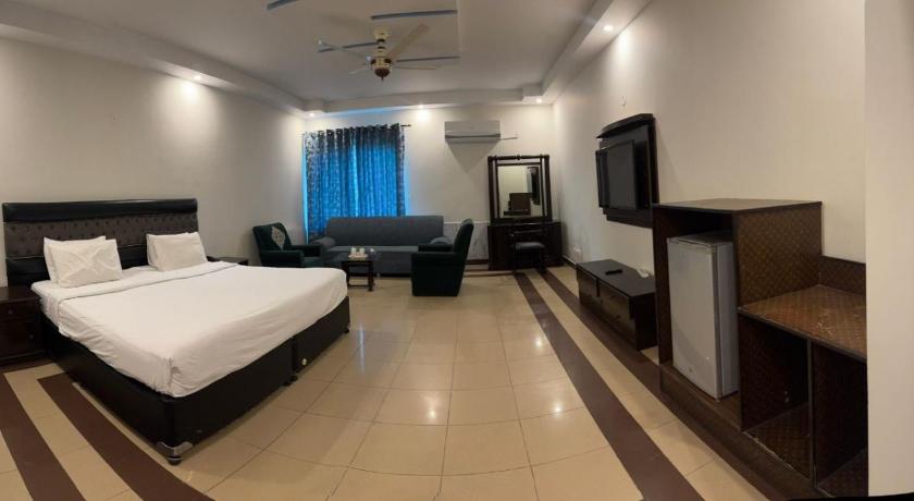 Prestige Guest House - image 14