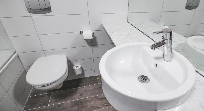 Image of Double or Twin Room with Private Bathroom 17