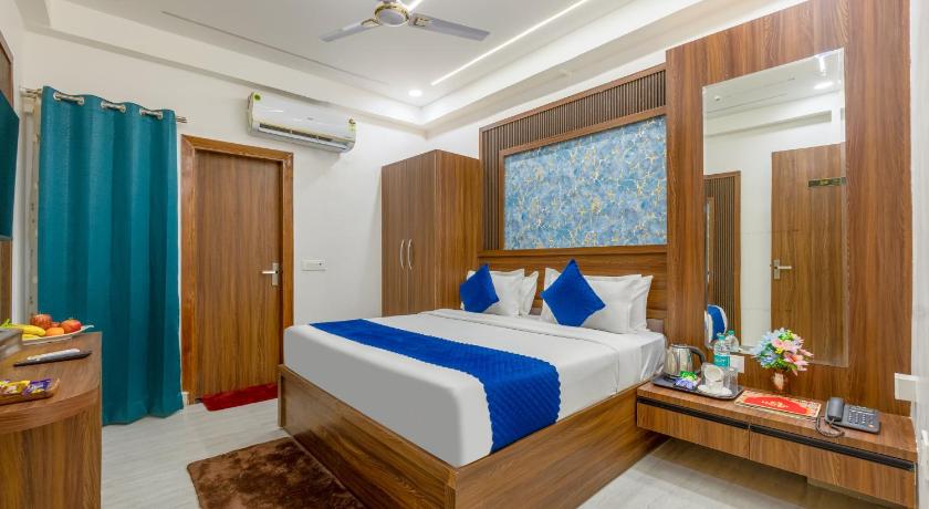 Honeyveils Palace - image 40